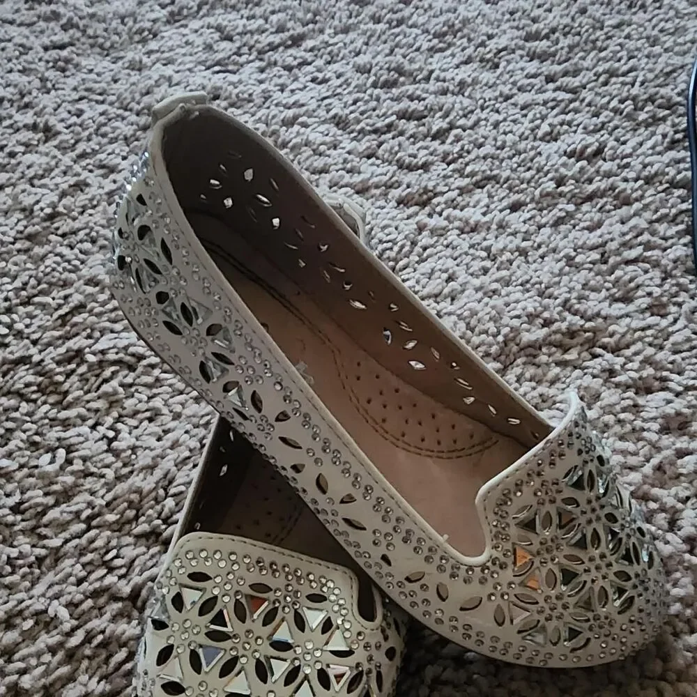 Link Comfort  Girls  White and Silver Ballet-shoes